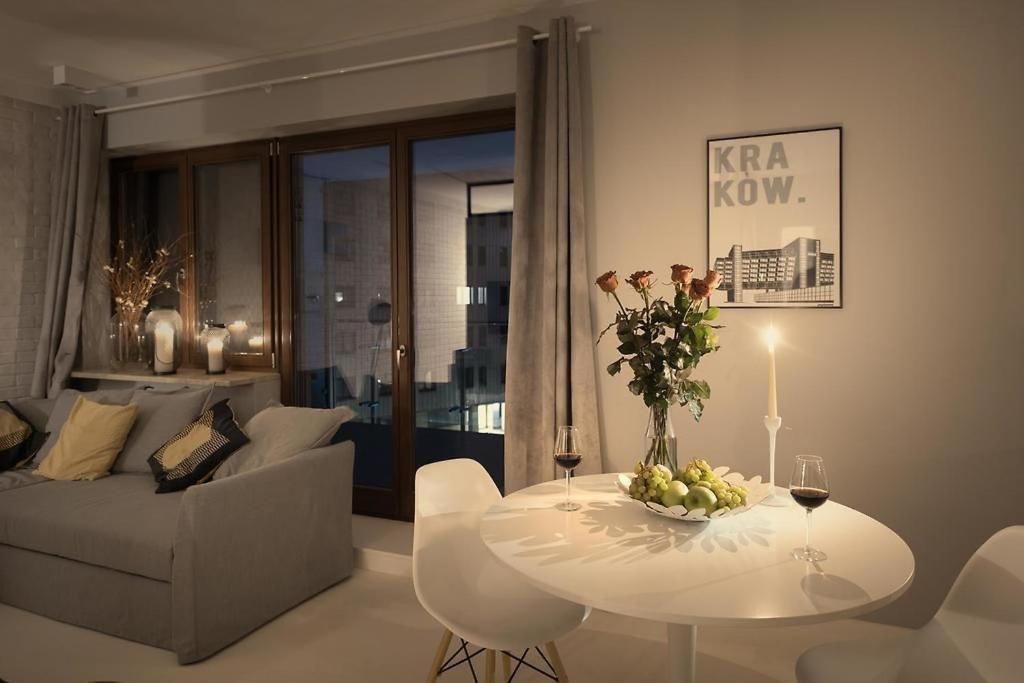 Premium Apartment For Old Town & Jewish Quarter - Balcony Plus Pool Onsite Cracóvia Exterior foto