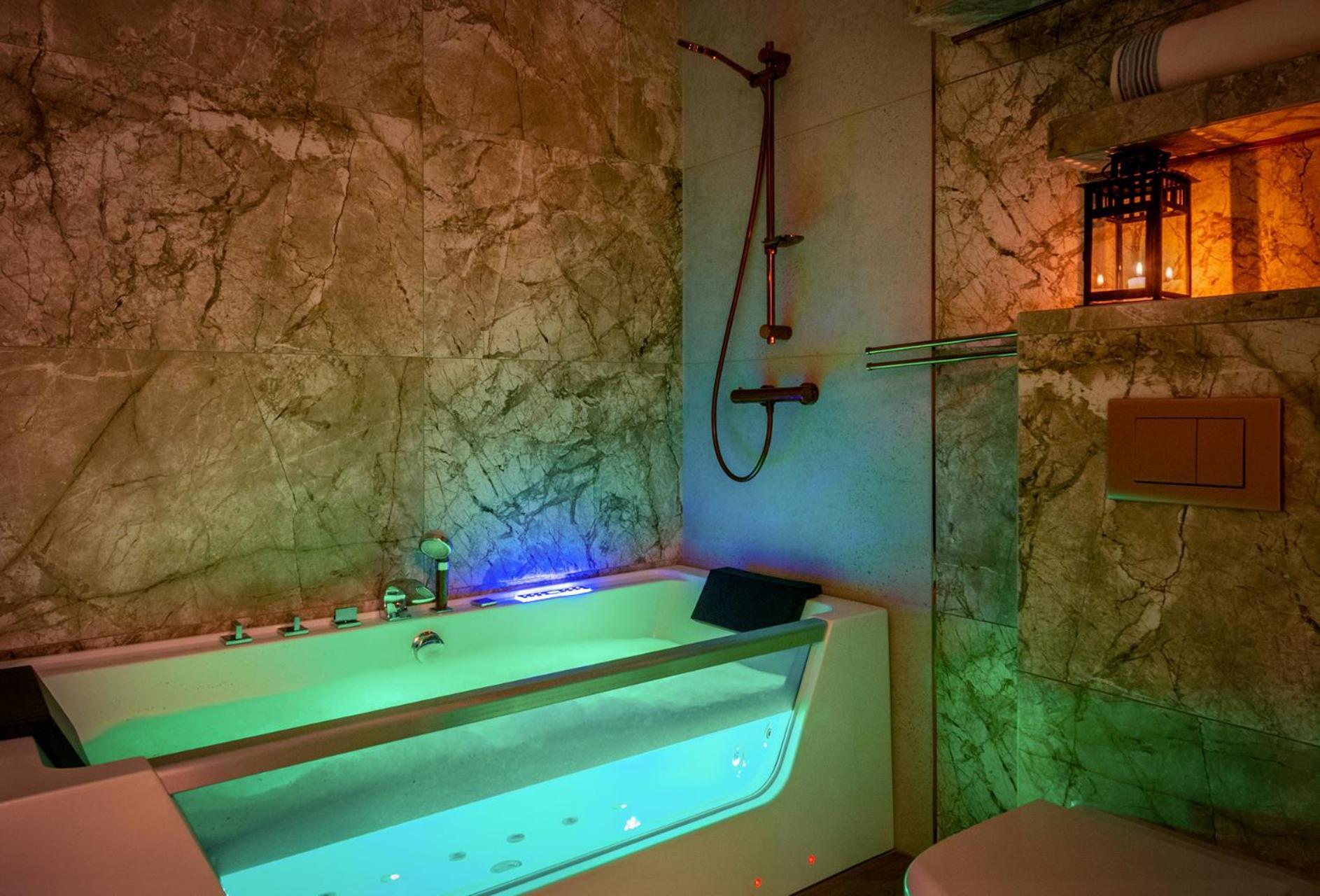 Premium Apartment For Old Town & Jewish Quarter - Balcony Plus Pool Onsite Cracóvia Exterior foto